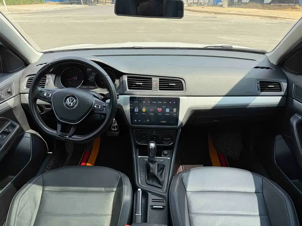 Volkswagen Gran Lavida 2017