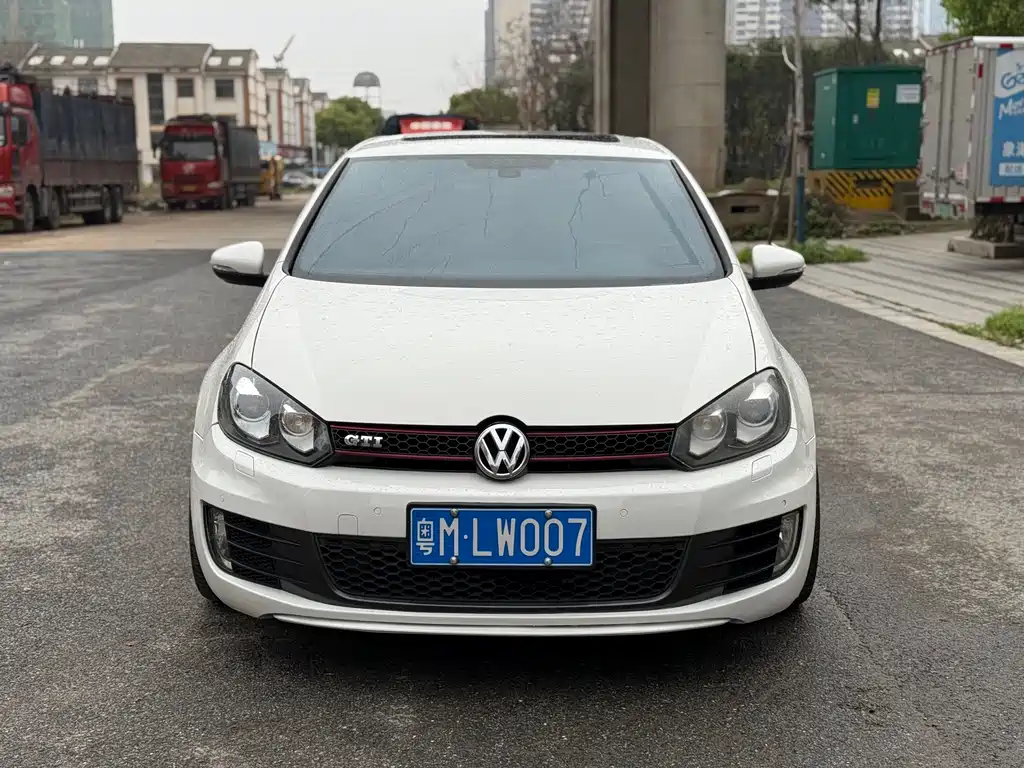 Volkswagen Golf GTI 2013 — фото 2