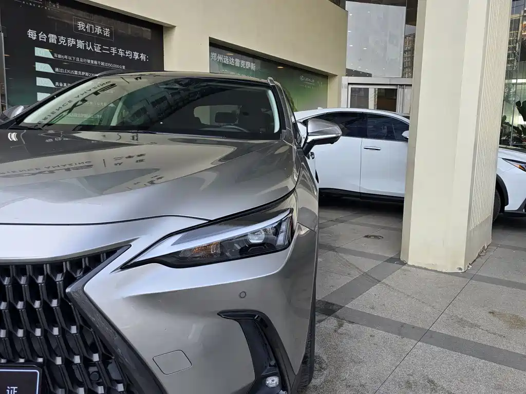Lexus NX 2022 — фото 3