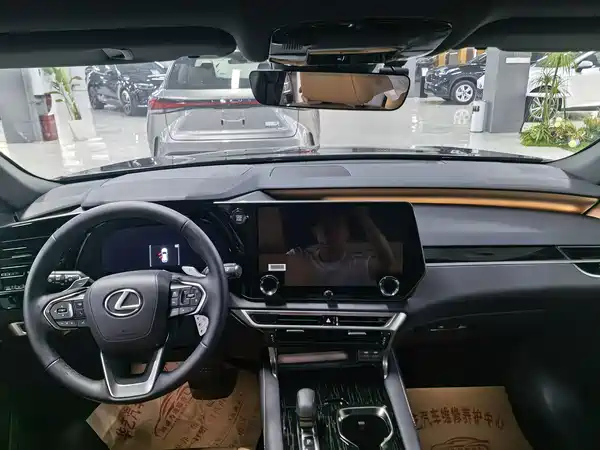 Lexus RX 2026
