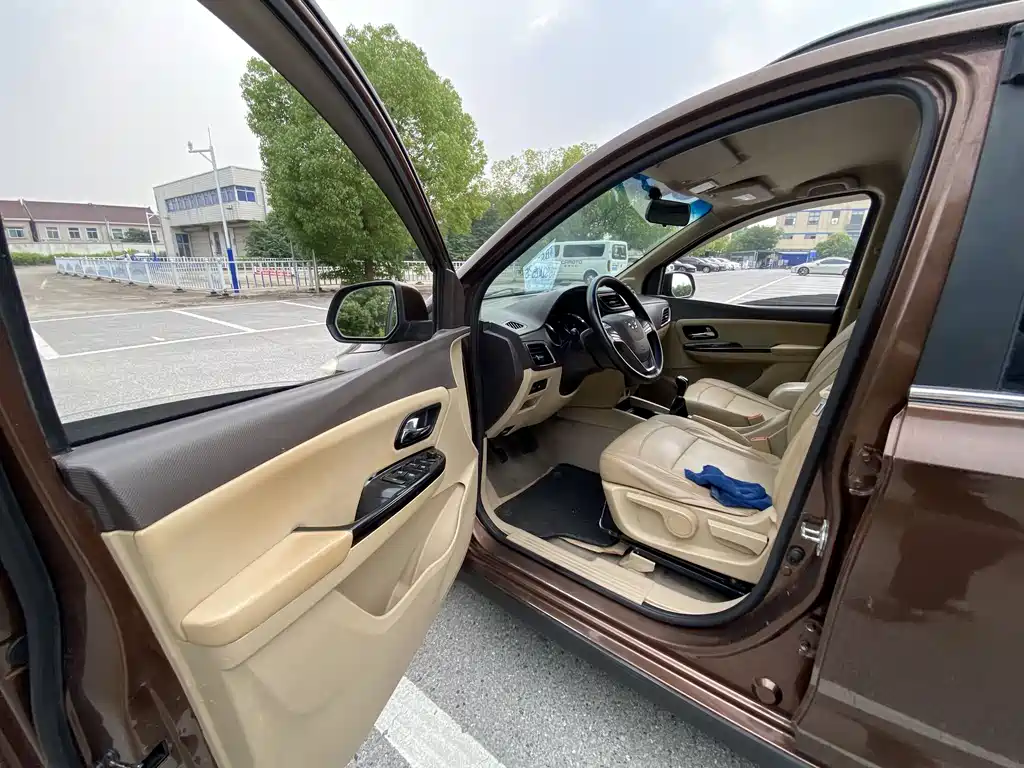 Wuling Hongguang 2016