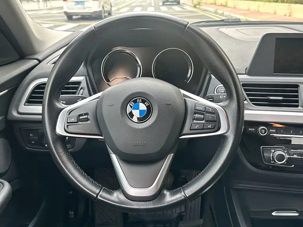 BMW 1 Series 2018