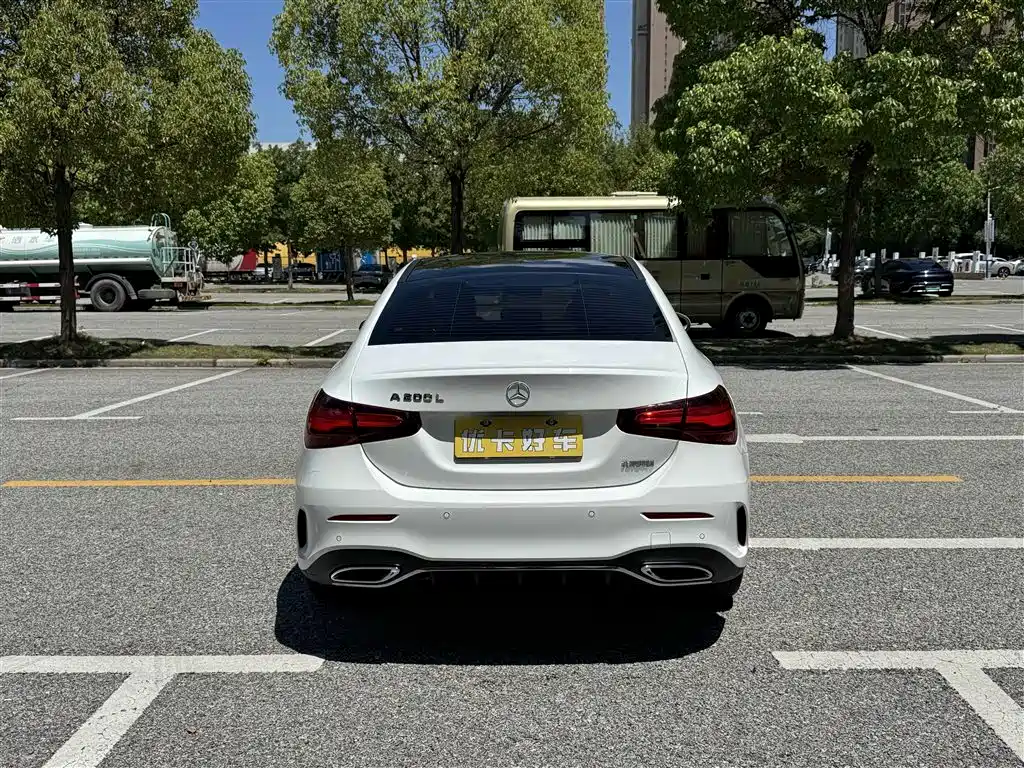 Mercedes-Benz A-Class 2023 — фото 6