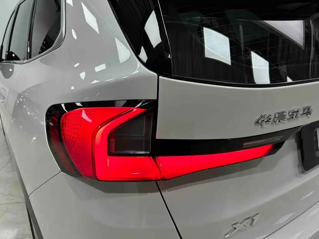 BMW X1 2023 — фото 20