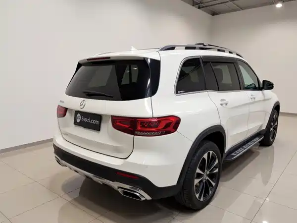 Mercedes-Benz GLB 2021