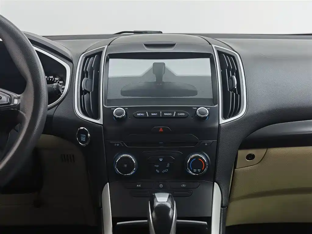 Ford Edge 2017 — фото 12