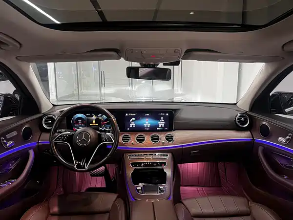 Mercedes-Benz E-Class 2022