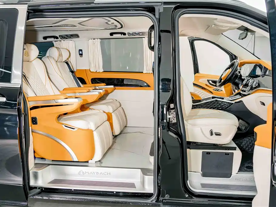 Mercedes-Benz Vito 2024 — фото 18