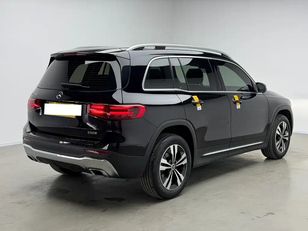 Mercedes-Benz GLB 2024