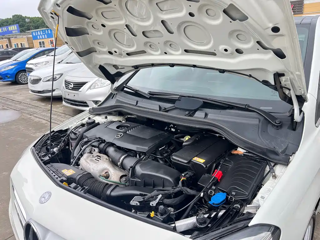 Mercedes-Benz B-Class 2015 — фото 25