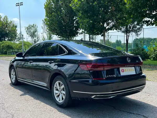 Volkswagen Passat 2022
