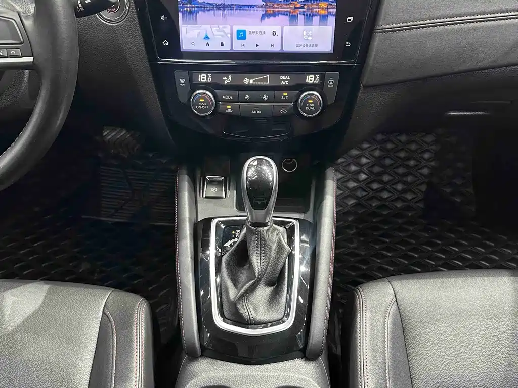 Nissan Qashqai 2023 — фото 12