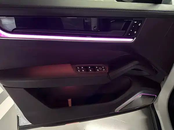 Porsche Cayenne 2025