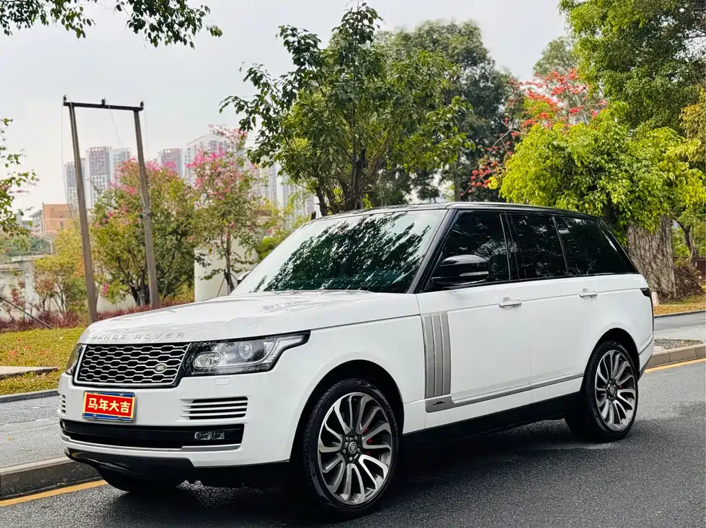 Land Rover Range Rover 2017 — фото 1