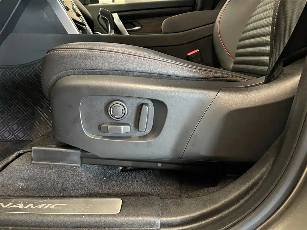 Land Rover Discovery Sport 2022 — фото 20