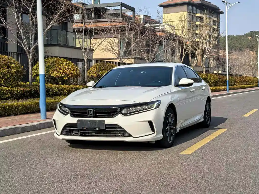 Honda Inspire 2022 — фото 1