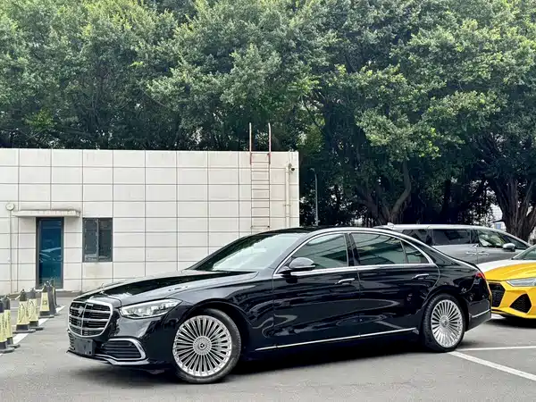 Mercedes-Benz S-Class 2021
