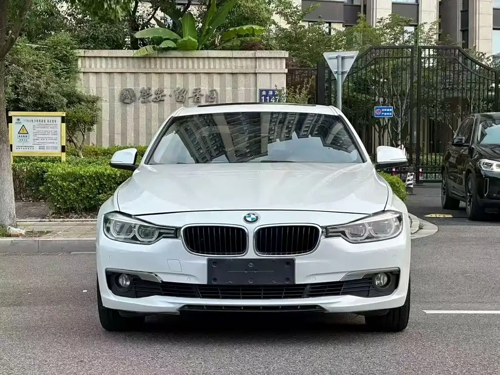 BMW 3 Series 2017