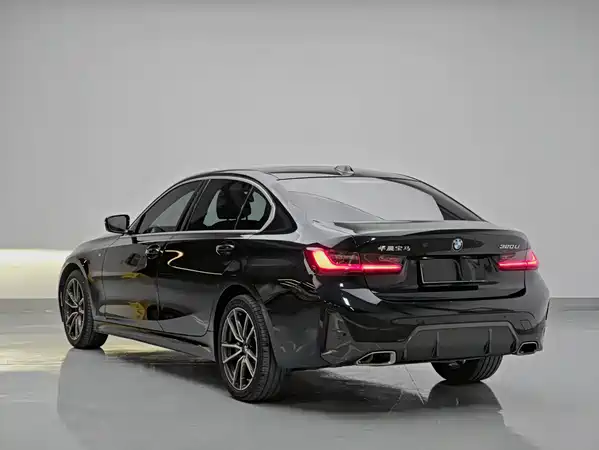 BMW 3 Series 2023