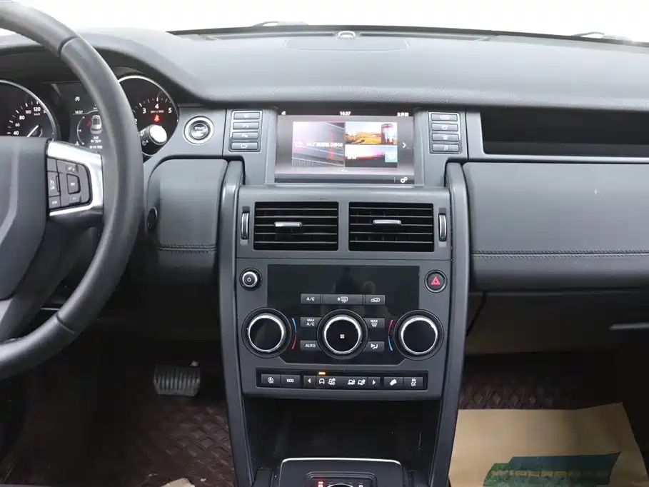 Land Rover Discovery Sport 2019 — фото 24