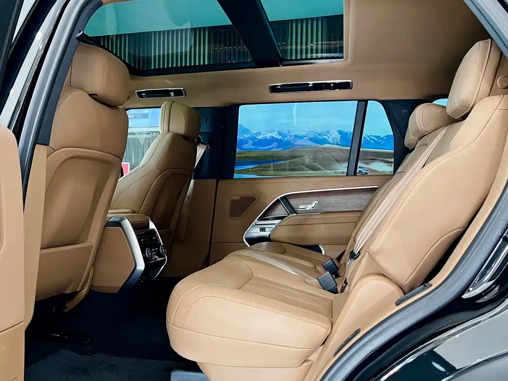 Land Rover Range Rover 2023 — фото 10