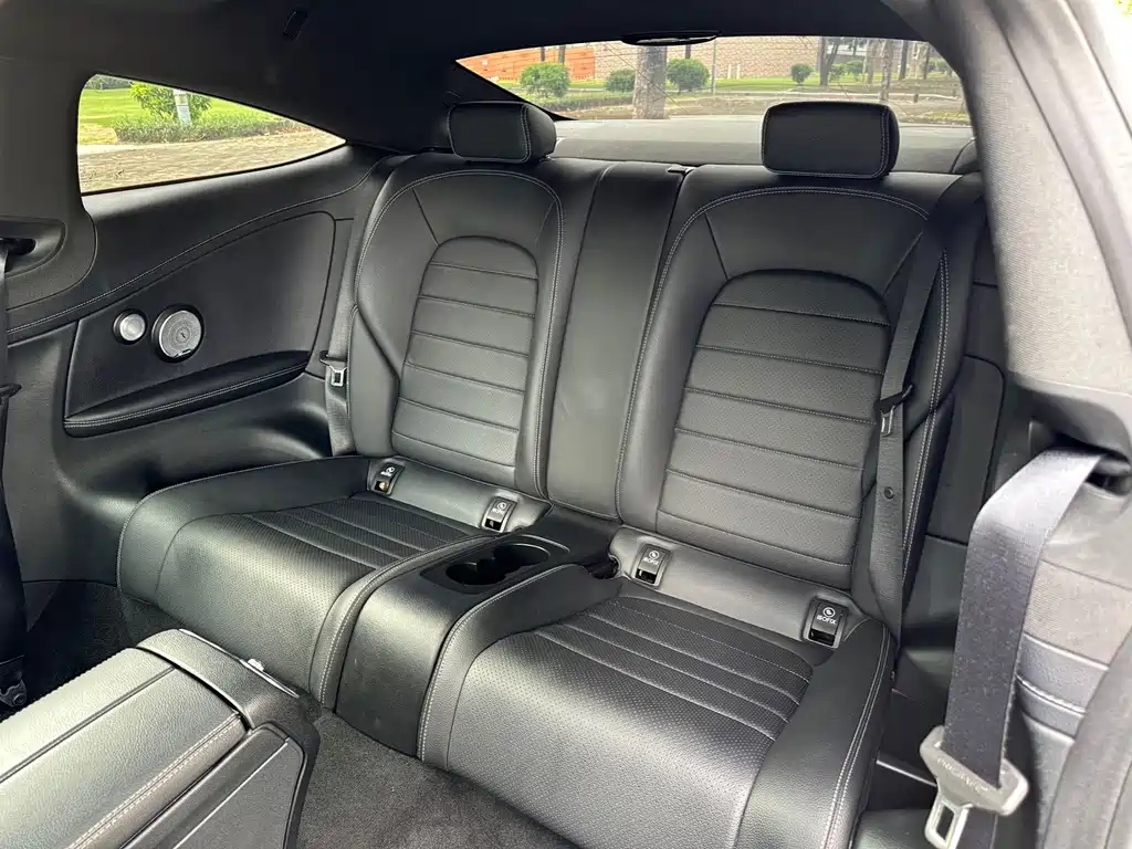 Mercedes-Benz C-Class 2019 — фото 10