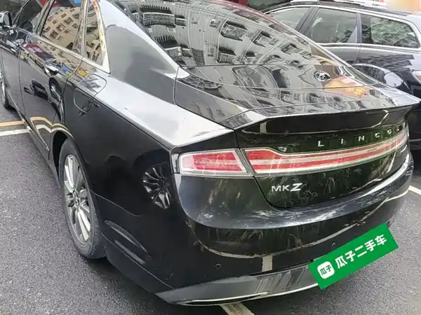 Lincoln MKZ 2020
