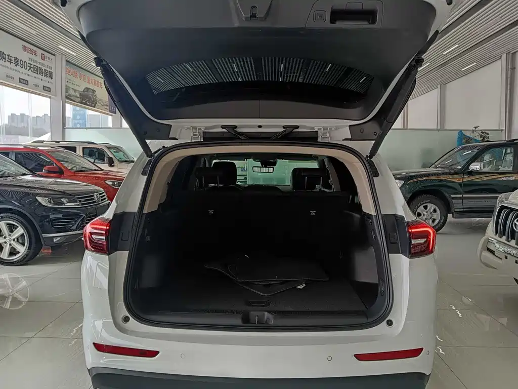 Buick Envision Plus 2023 — фото 16