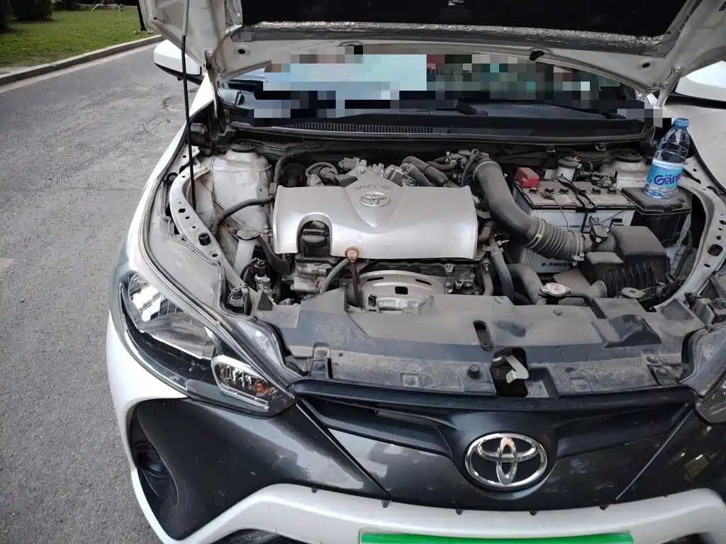 Toyota Yaris L 2019 — фото 20