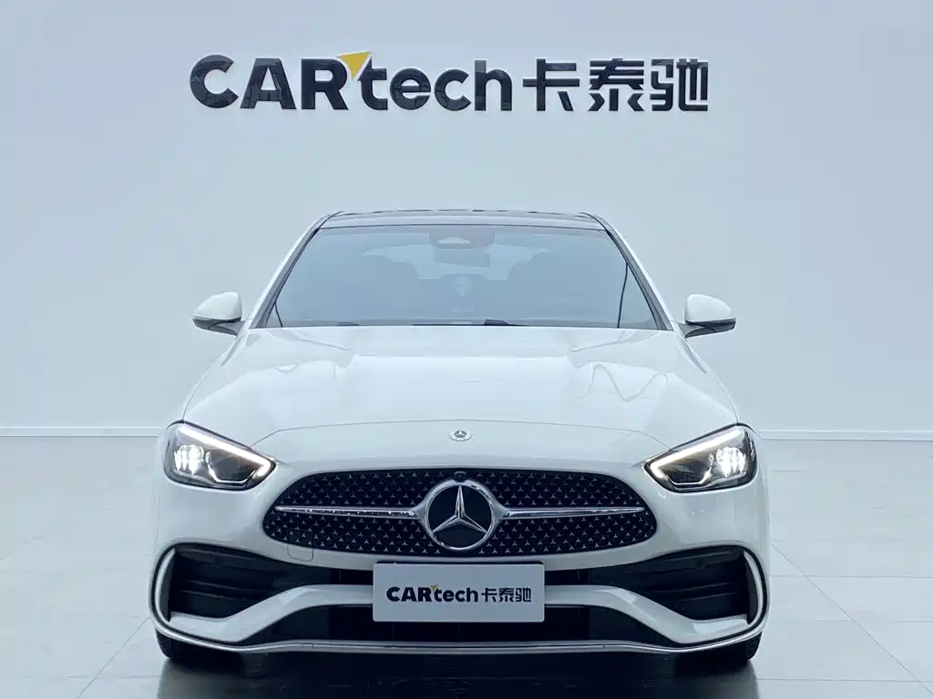 Mercedes-Benz C-Class 2025 — фото 2
