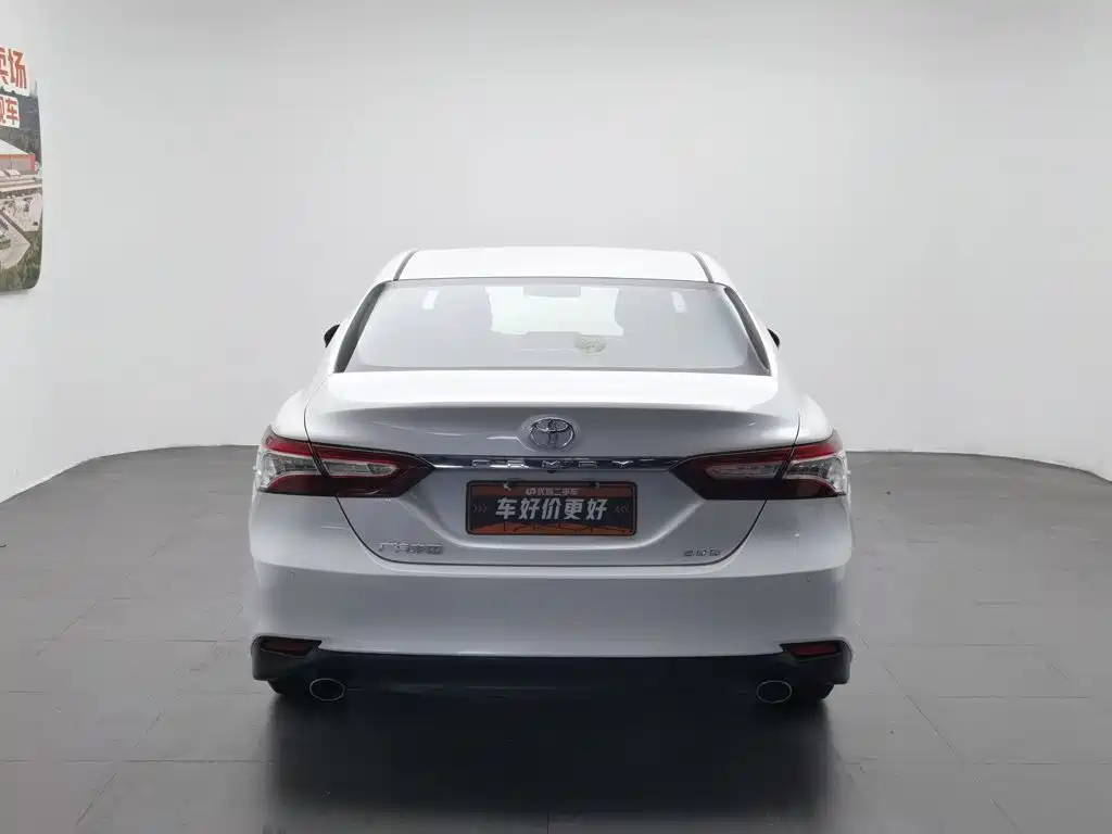 Toyota Camry 2020 — фото 4