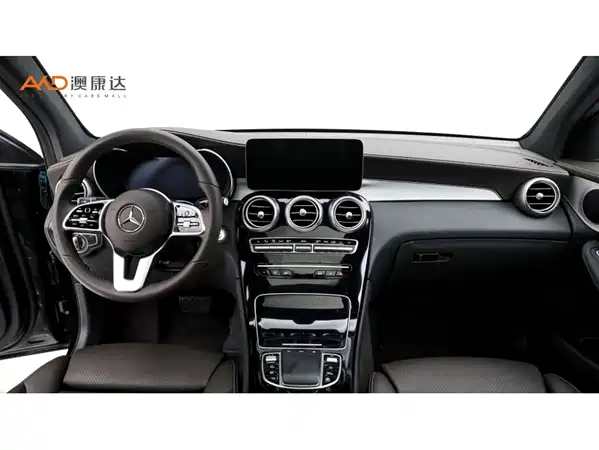 Mercedes-Benz GLC 2023