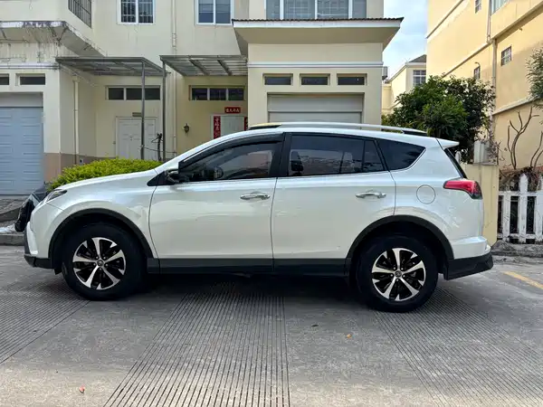 Toyota RAV4 2018