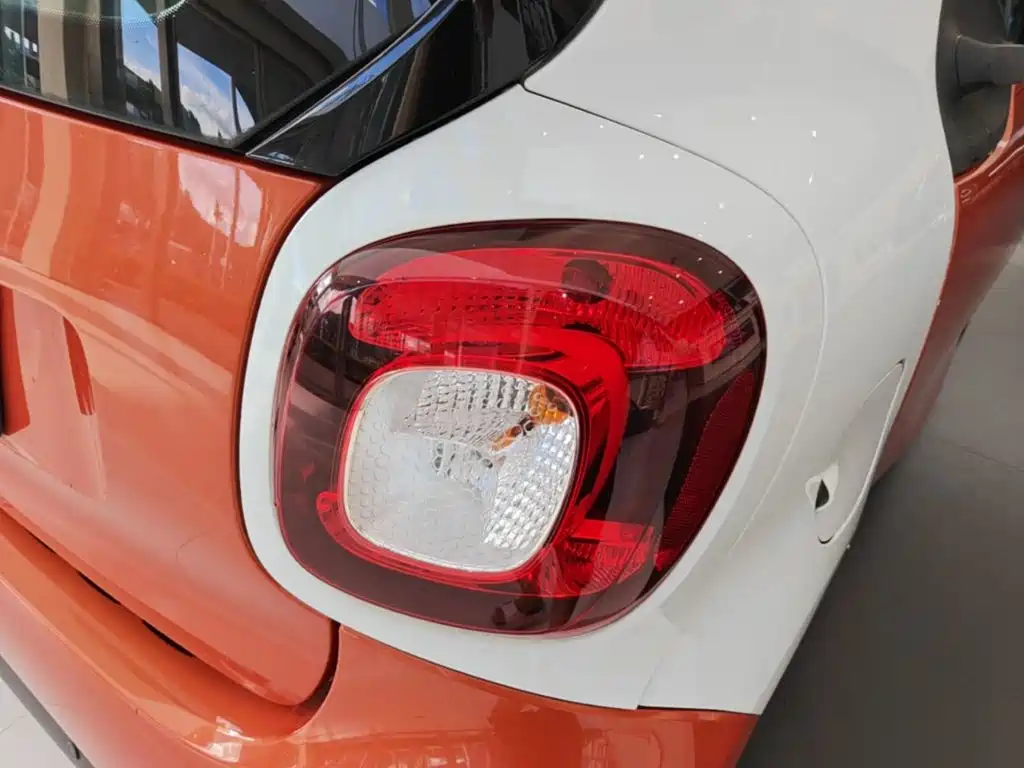 smart fortwo 2016 — фото 8