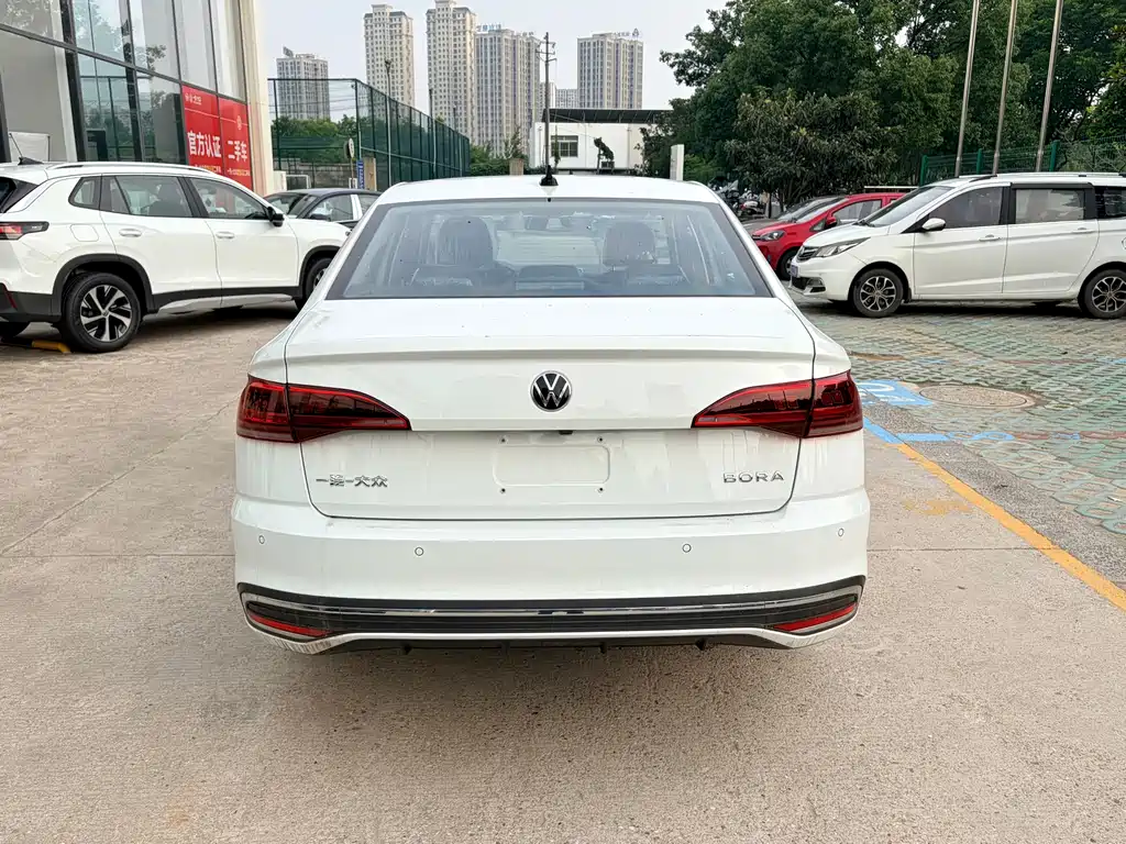 Volkswagen Bora 2026