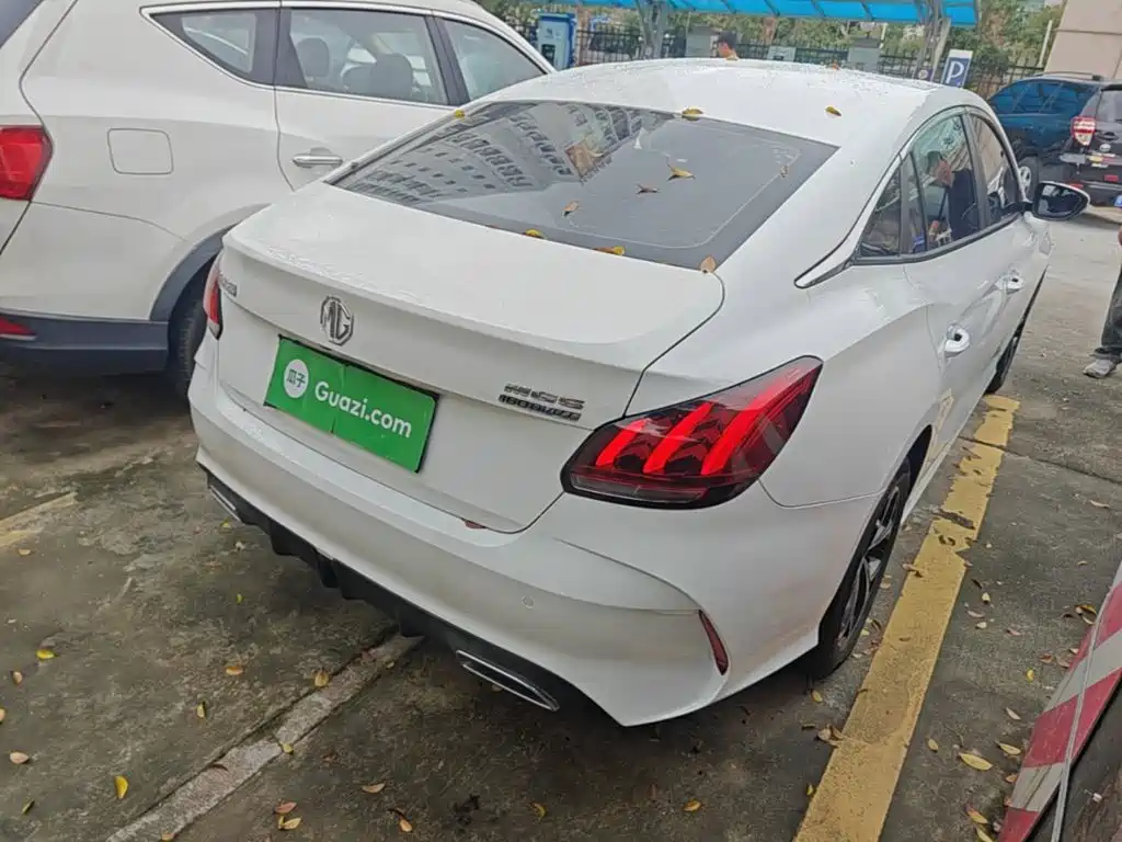 MG MG5 2021