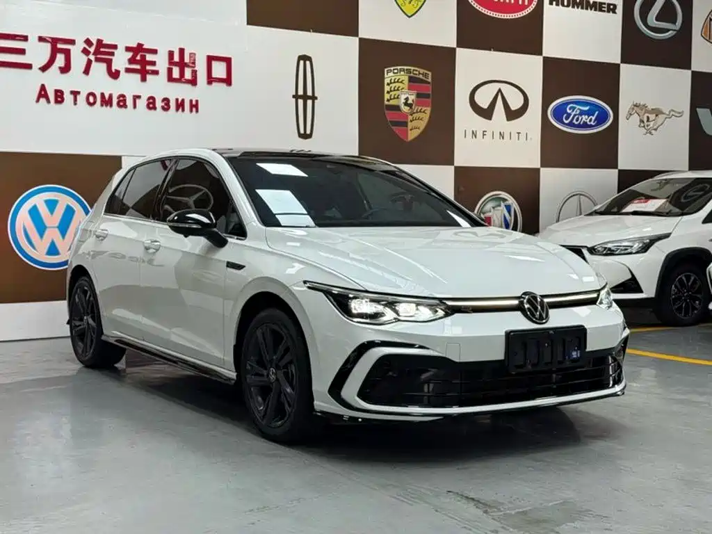 Volkswagen Golf 2023