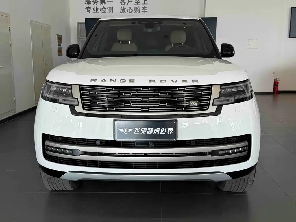 Land Rover Range Rover 2023 — фото 2