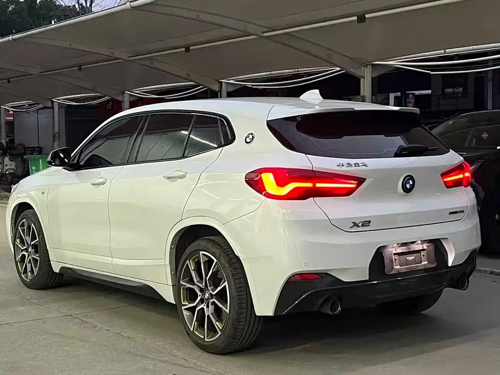 BMW X2 2023 — фото 9