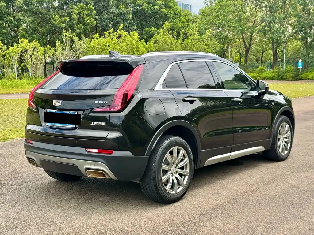 Cadillac XT4 2021 — фото 9