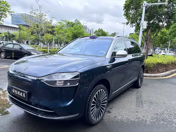 AITO M9 2025