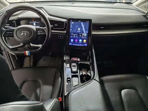 Hyundai Custin 2022