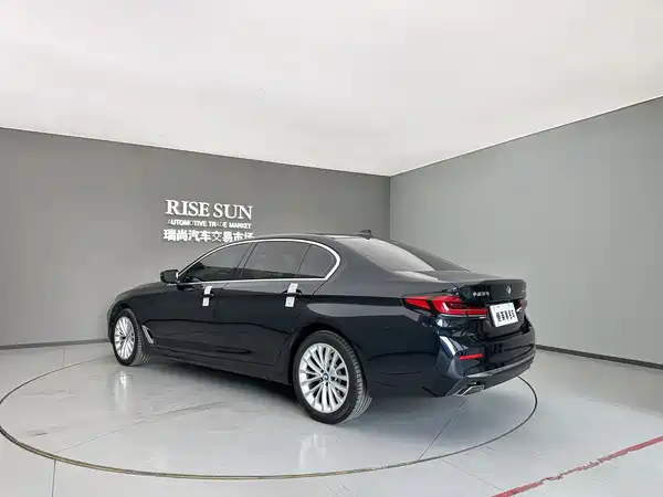 BMW 5 Series 2022