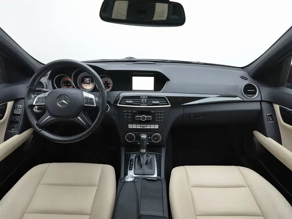 Mercedes-Benz C-Class 2012