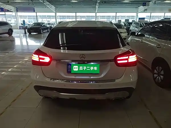 Mercedes-Benz GLA 2017