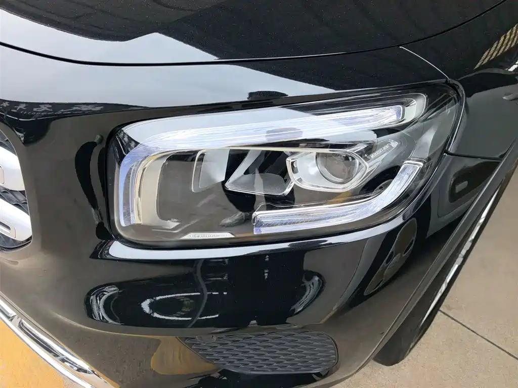 Mercedes-Benz GLB 2022 — фото 16