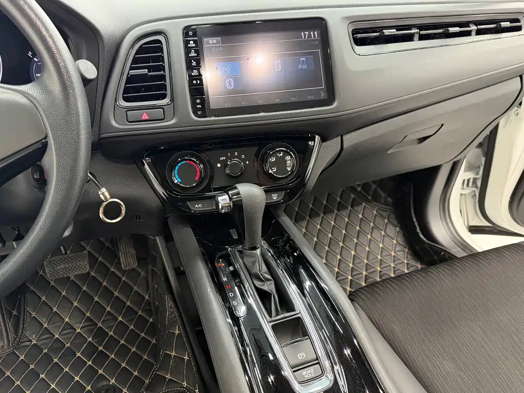Honda Vezel 2022 — фото 15