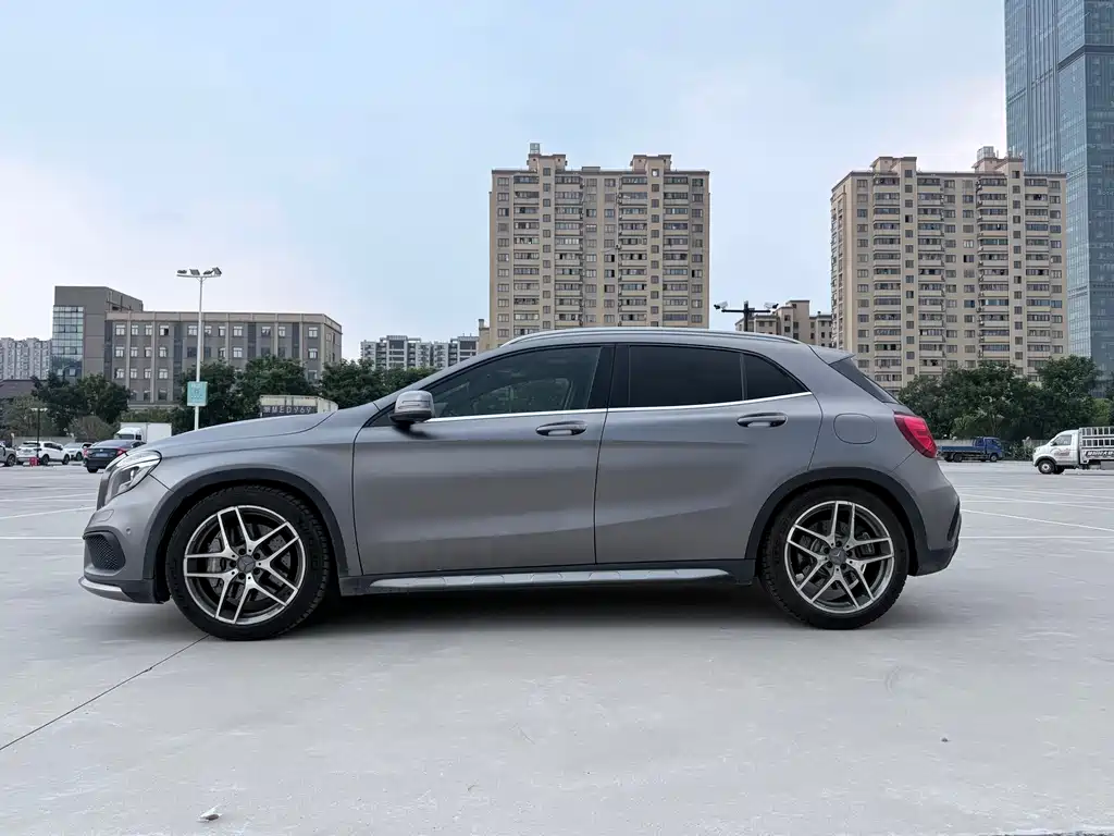 Mercedes-Benz GLA AMG 2015 — фото 5