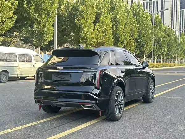 Cadillac XT5 2025