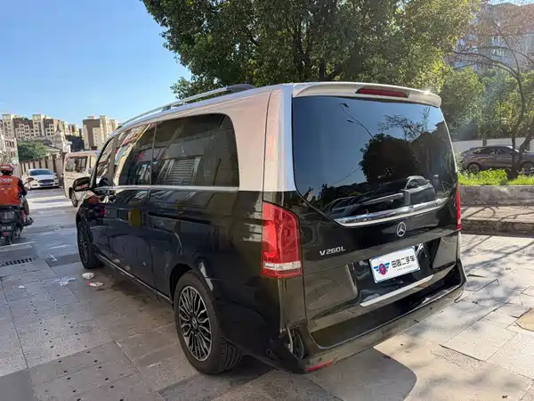 Mercedes-Benz V-Class 2021